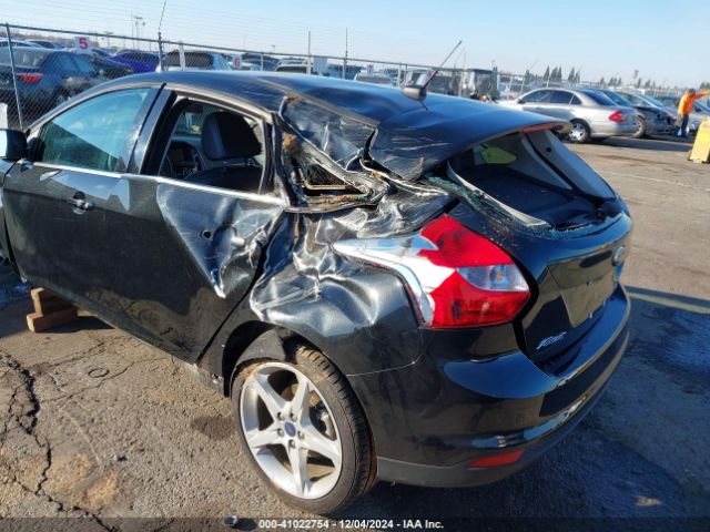 1FADP3N25EL224840 Ford Focus Titanium