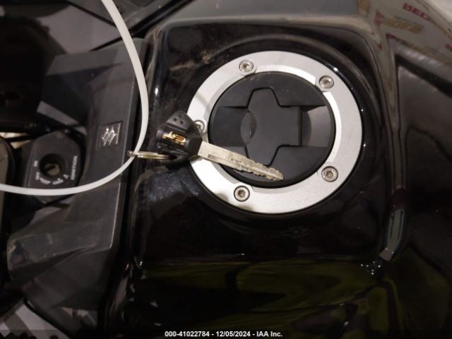 2024 SUZUKI GSX1000 JS1EK12B2R7100376 Photo 10