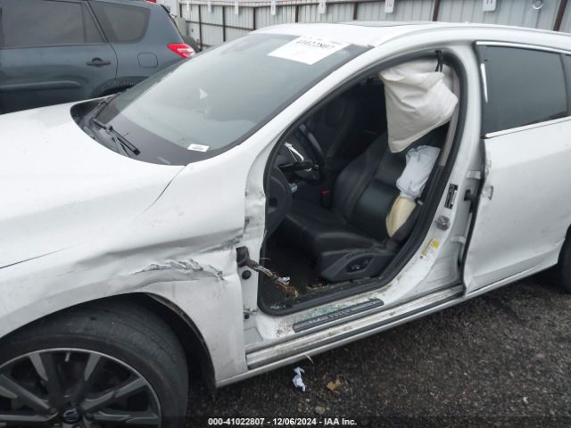 YV126MEB9F1192430 Volvo V60 T5 Premier