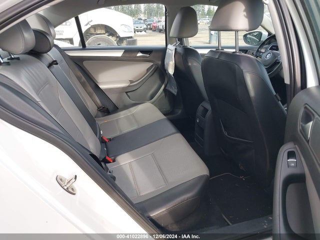 3VW637AJ5FM330284 Volkswagen Jetta Hybrid Sel Premium