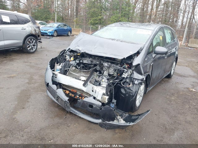 Toyota Prius V Two 2014 JTDZN3EU4EJ001918 Image 6
