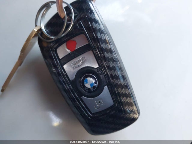 WBA8B3G34HNU36327 BMW 340i