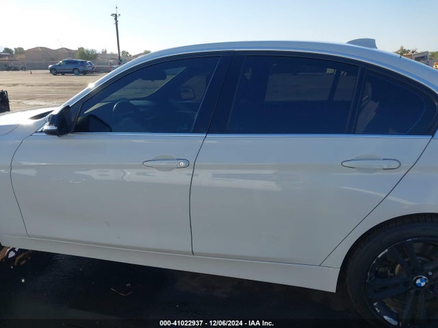 BMW 340i 2017 WBA8B3G34HNU36327 Image 15