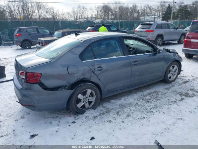 3VW3L7AJ6EM372769 Volkswagen Jetta 2.0l Tdi
