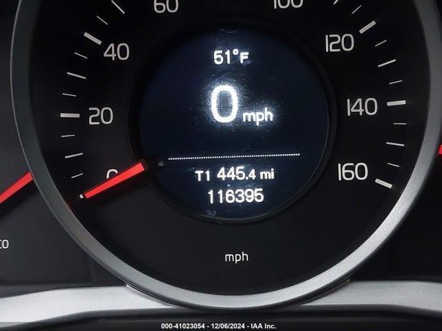 Volvo V60 T5 2015 YV1612SA7F1194192 Image 15