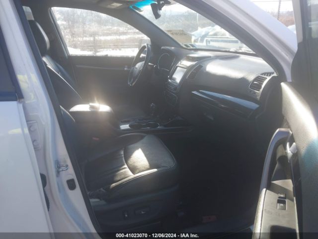 5XYKUDA77FG640063 KIA Sorento Ex V6