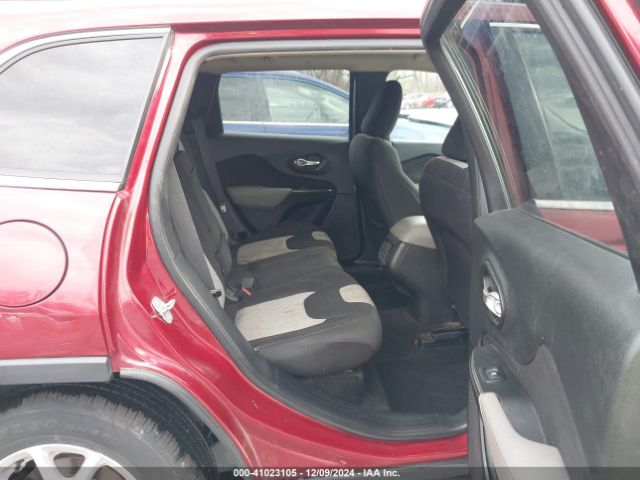 1C4PJMCB6EW311033 Jeep Cherokee Latitude