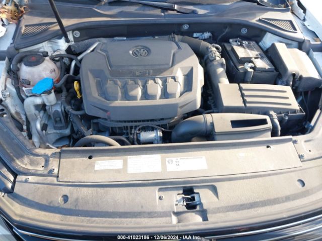 1VWLA7A32KC000480 Volkswagen Passat 2.0t Wolfsburg Edition