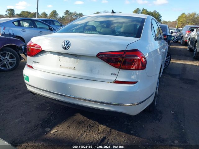 1VWLA7A32KC000480 Volkswagen Passat 2.0t Wolfsburg Edition