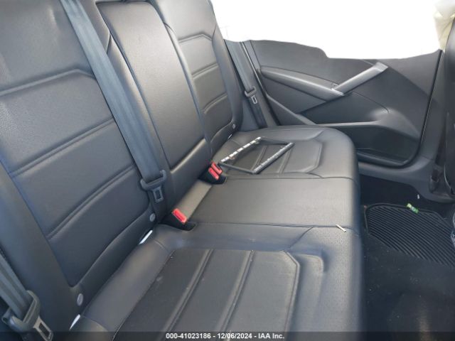 1VWLA7A32KC000480 Volkswagen Passat 2.0t Wolfsburg Edition
