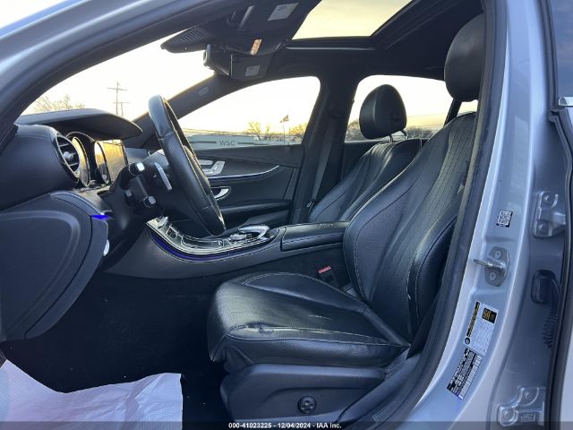 WDDZF4KB9HA094337 Mercedes-Benz E 300 4matic
