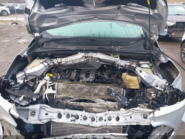 1FMCU9J93FUC31457 Ford Escape Titanium