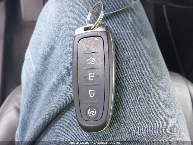 1FMCU9J93FUC31457 Ford Escape Titanium