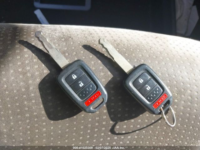 5J6RM3H55EL014926 Honda CR-V EX