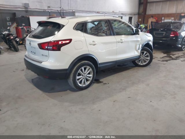 JN1BJ1CR9JW252062 Nissan Rogue Sport Sv