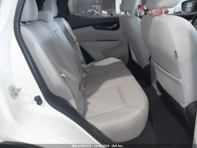 JN1BJ1CR9JW252062 Nissan Rogue Sport Sv
