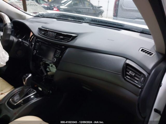 5N1AT2MV3LC793399 Nissan Rogue Sv Intelligent Awd
