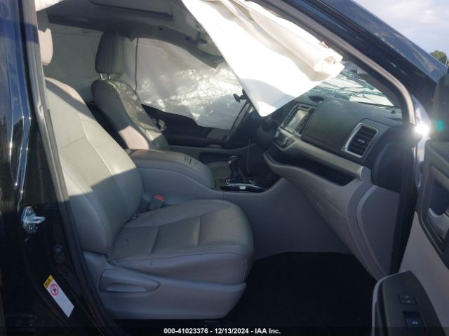5TDKKRFH9FS059106 Toyota Highlander Xle V6