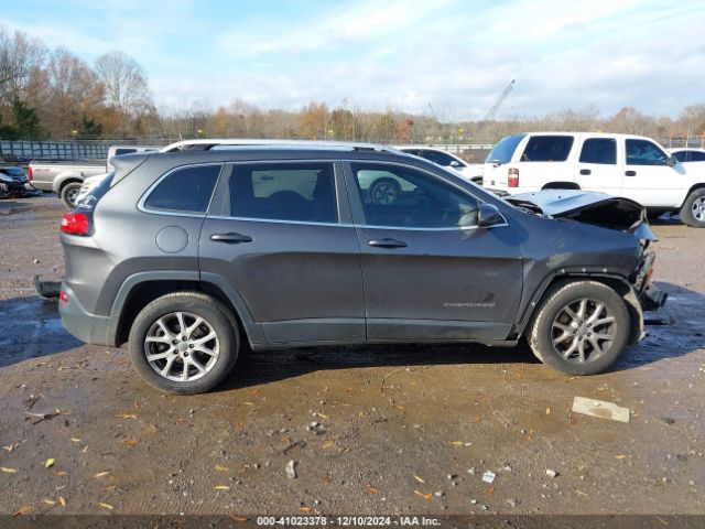 1C4PJLCBXHW503246 Jeep Cherokee Latitude Fwd