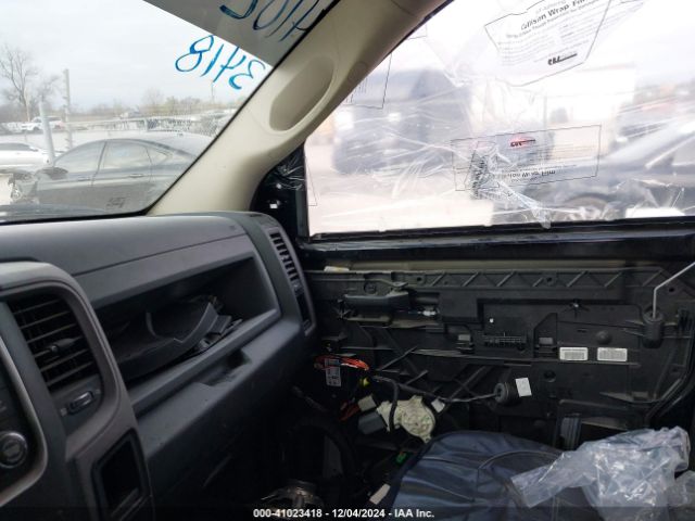 1C6RR7KT1ES158623 RAM 1500 Express
