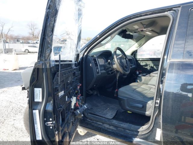 1C6RR7KT1ES158623 RAM 1500 Express