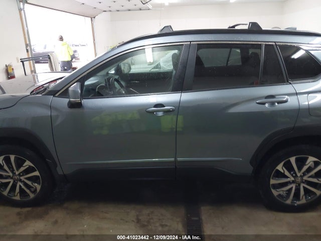 7MUDAABG9RV094152 Toyota Corolla Cross Xle