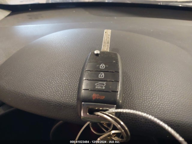KIA Soul 2016 KNDJN2A23G7871235 Image 11