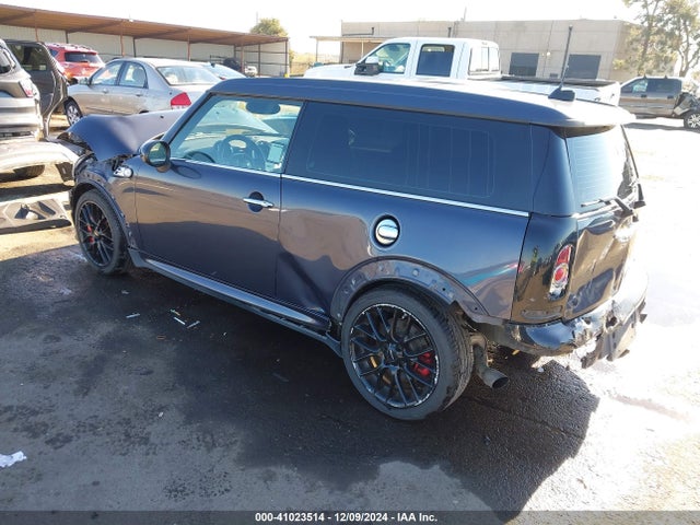 2013 MINI CLUBMAN WMWMH9C58DT377425 Photo 2