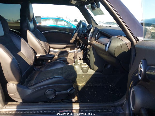 2013 MINI CLUBMAN WMWMH9C58DT377425 Photo 4
