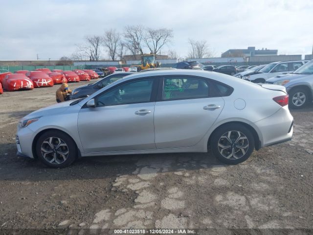 3KPF24AD2LE195334 KIA Forte Lxs