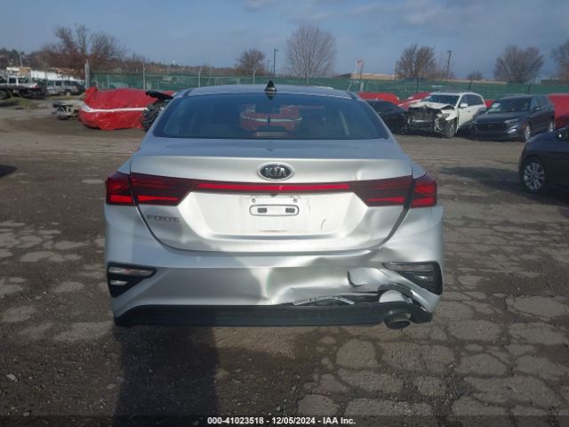 3KPF24AD2LE195334 KIA Forte Lxs