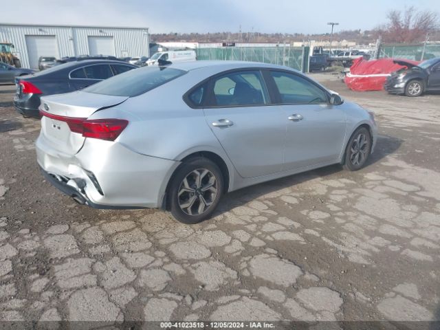 3KPF24AD2LE195334 KIA Forte Lxs