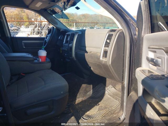 1C6RR7GT9HS578756 RAM 1500 Slt  4x4 6'4 Box