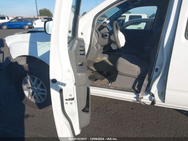 1N6AD0ER5HN754460 Nissan Frontier Sv