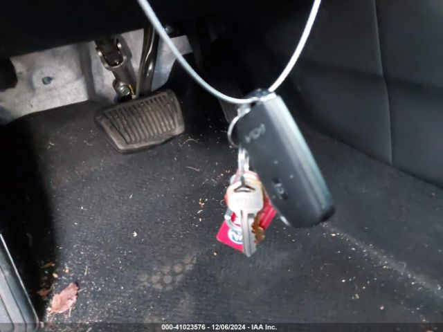 KNDEU2AA1N7303056 KIA SELTOS S
