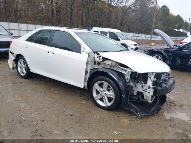 2014 4T1BF1FK2EU864470 main image