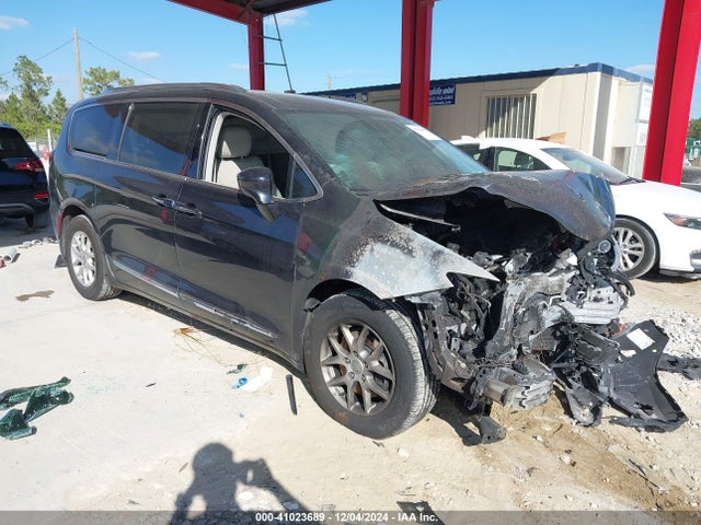 Chrysler Pacifica Touring L 2020 2C4RC1BG4LR112857 Image 13