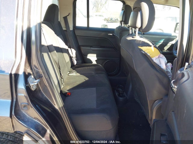 1C4NJRFB5ED817268 Jeep Patriot Latitude