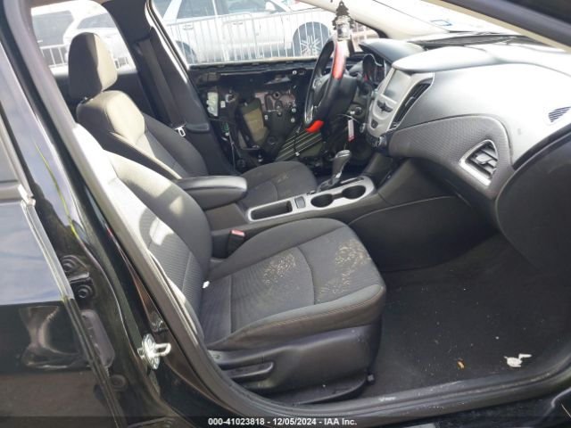 1G1BC5SM1J7126432 Chevrolet Cruze Ls Auto