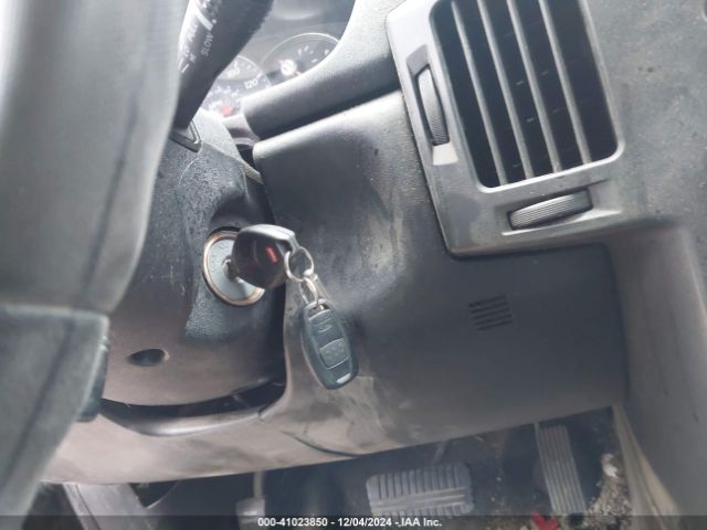 2011 MITSUBISHI ENDEAVOR 4A4JN2AS8BE014972 Photo 10