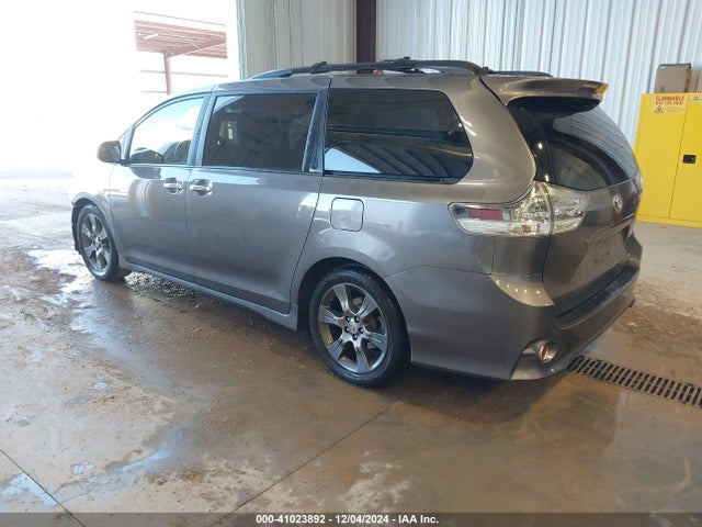 Toyota Sienna Se 8 Passenger 2015 5TDXK3DC3FS685311 Image 3