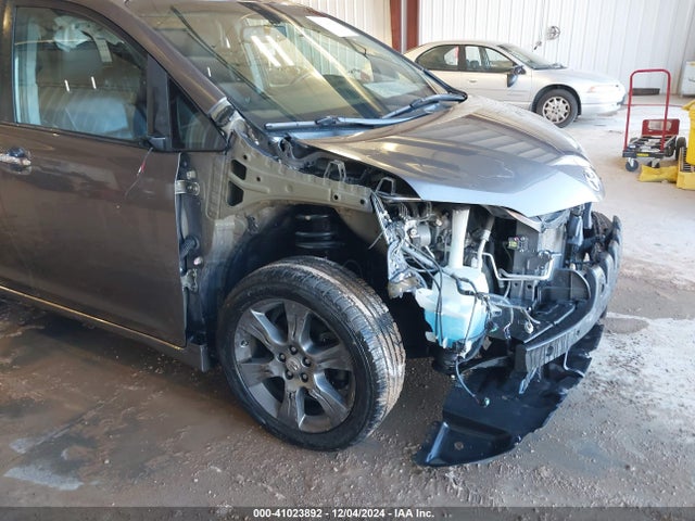 Toyota Sienna Se 8 Passenger 2015 5TDXK3DC3FS685311 Image 6