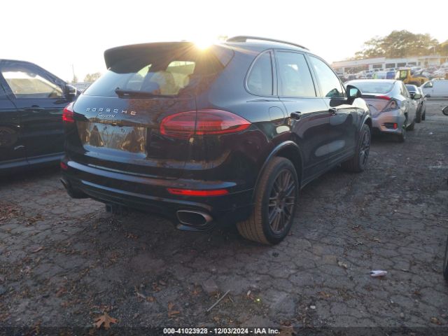 2018 PORSCHE CAYENNE WP1AA2A28JKA02340 Photo 3
