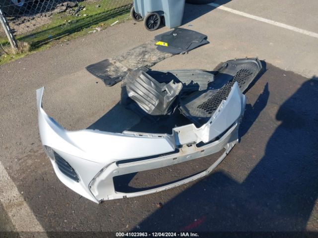 2T1BURHE0JC042595 Toyota Corolla Xse