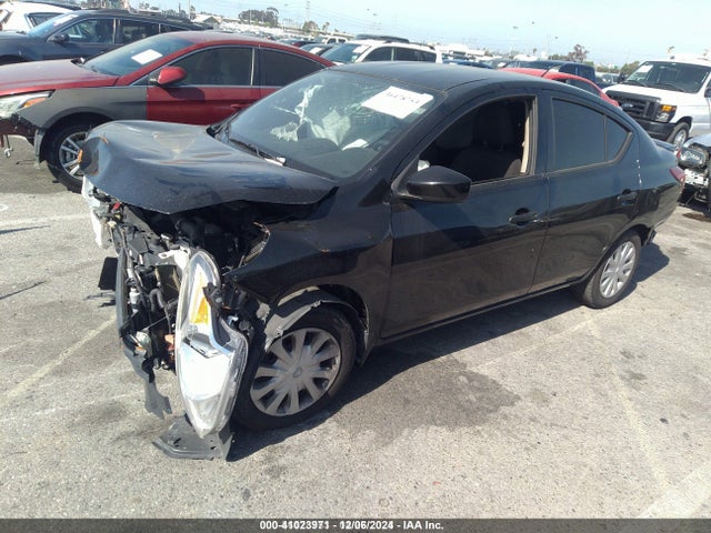 3N1CN7AP8KL827532 Nissan Versa 1.6 S+