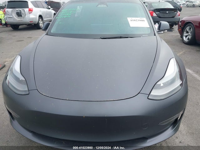 2023 TESLA MODEL 3 5YJ3E1EA4PF698033 Photo 9