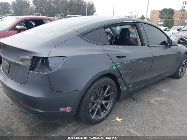2023 TESLA MODEL 3 5YJ3E1EA4PF698033 Photo 5