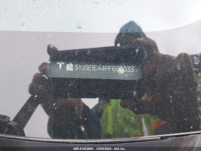 2023 TESLA MODEL 3 5YJ3E1EA4PF698033 Photo 8