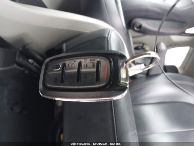 2C4RC1BG8KR583036 Chrysler Pacifica Touring L