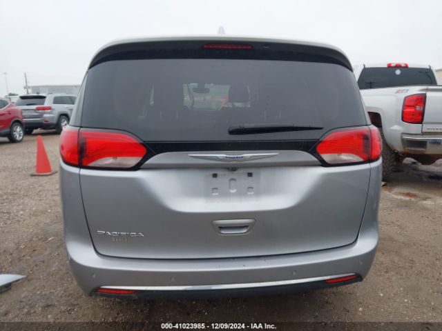 2C4RC1BG8KR583036 Chrysler Pacifica Touring L